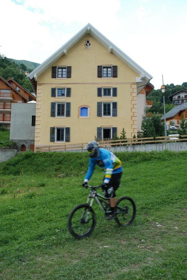Chez Le Marquis Du Pontet Apartment Valloire Exterior photo